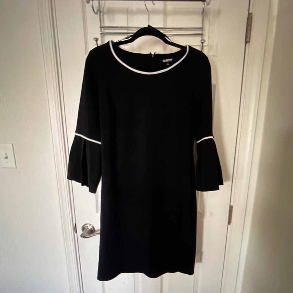 Glamour Black White Trim 3/4 Sleeve Dress Size 10 Bell Sleeves